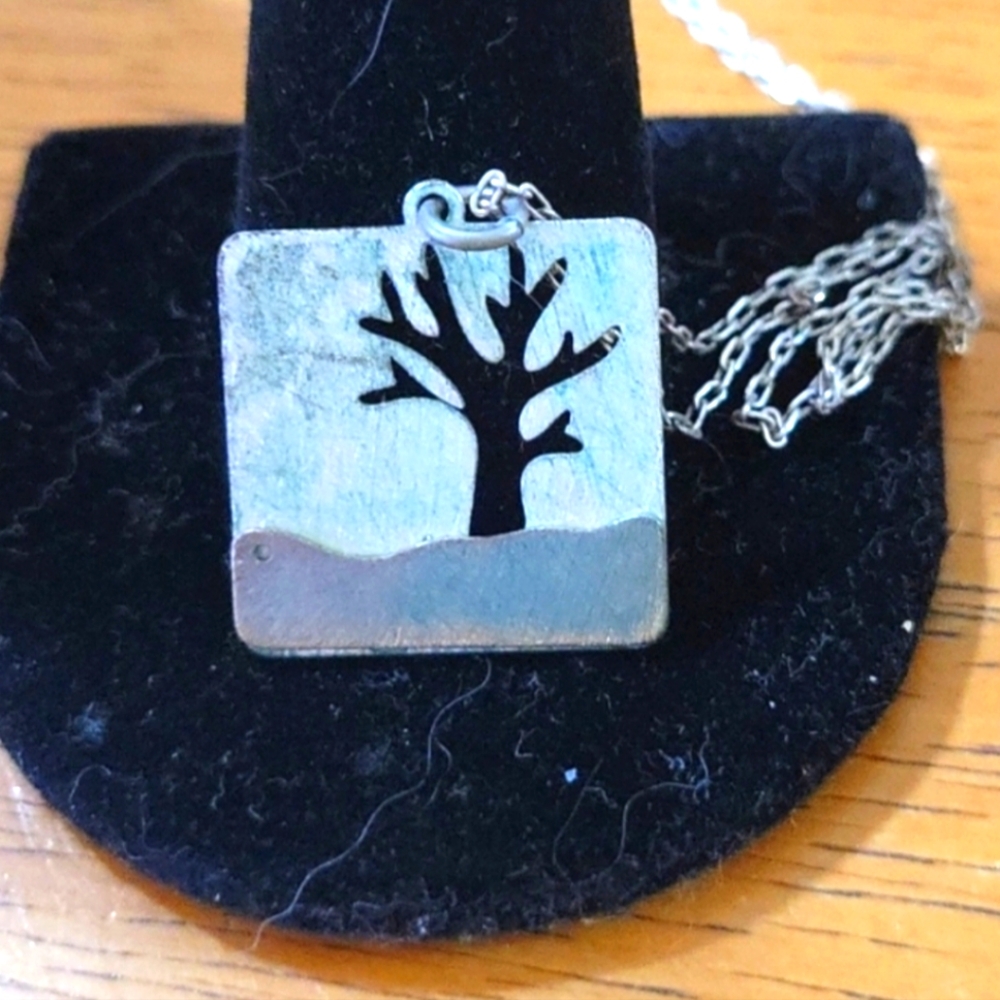 Tree necklace